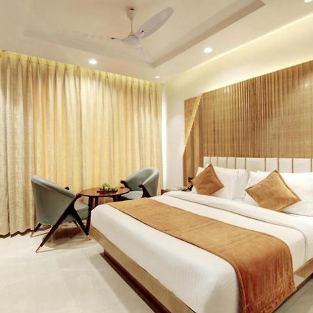 Hotel Platinum With Free Pickup-Delhi Airport 뉴델리 외부 사진