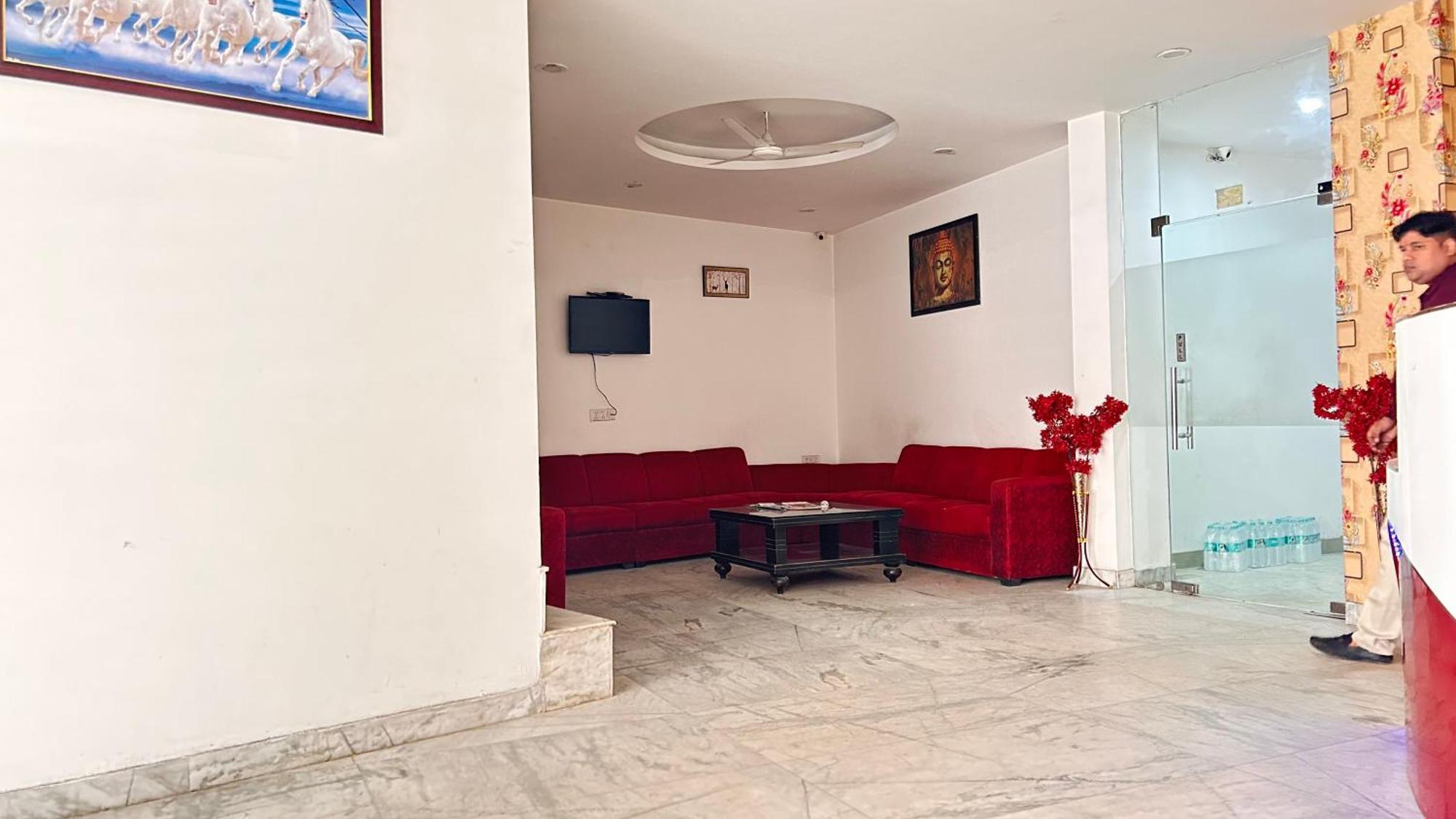 Hotel Platinum With Free Pickup-Delhi Airport 뉴델리 외부 사진