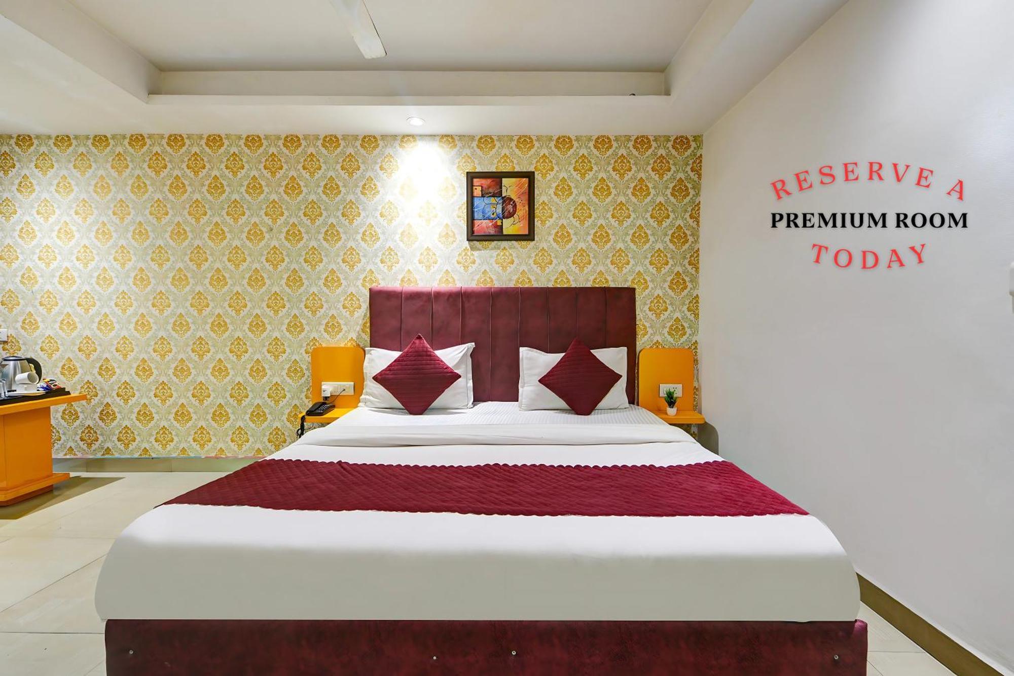 Hotel Platinum With Free Pickup-Delhi Airport 뉴델리 외부 사진