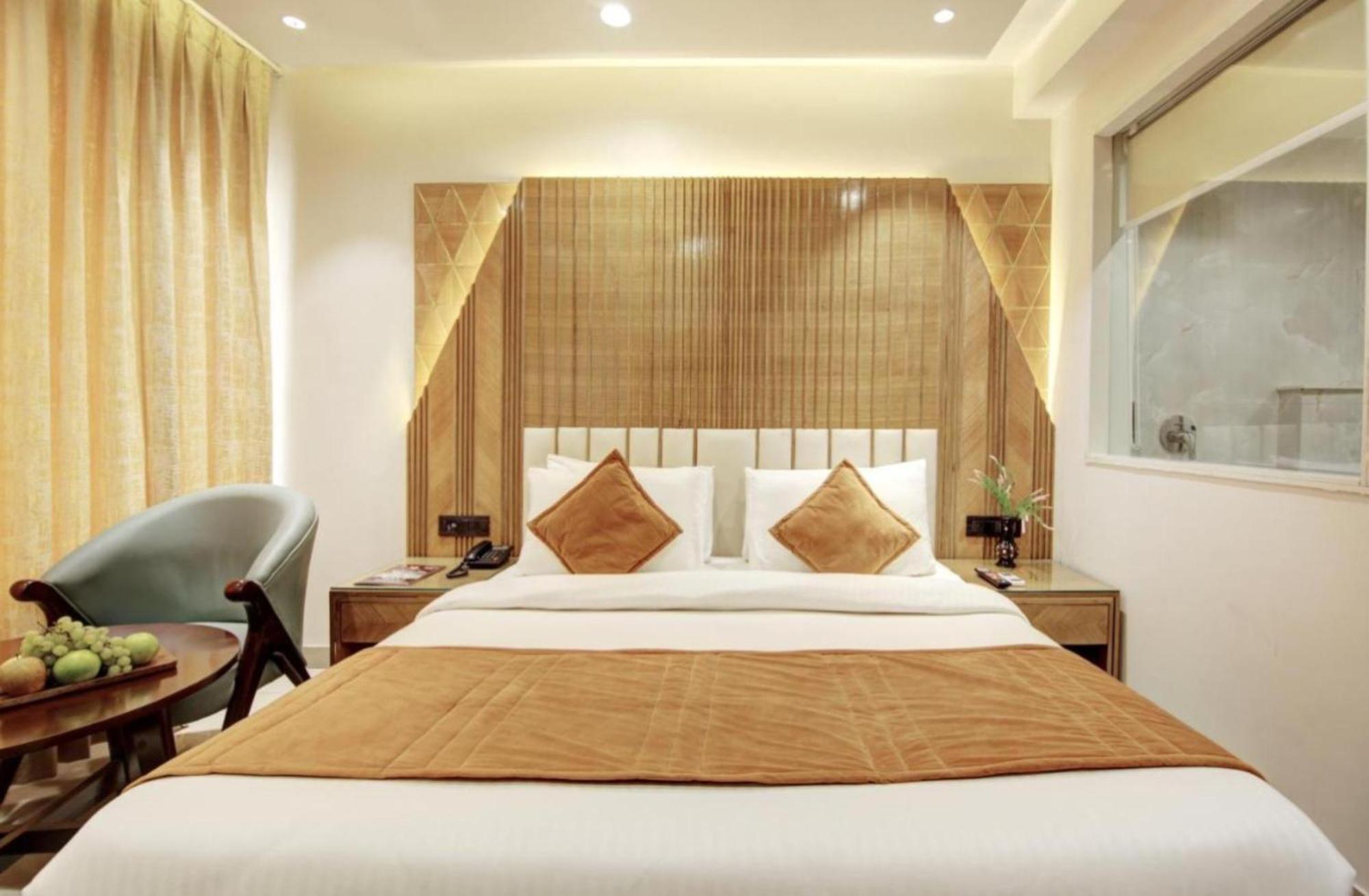 Hotel Platinum With Free Pickup-Delhi Airport 뉴델리 외부 사진