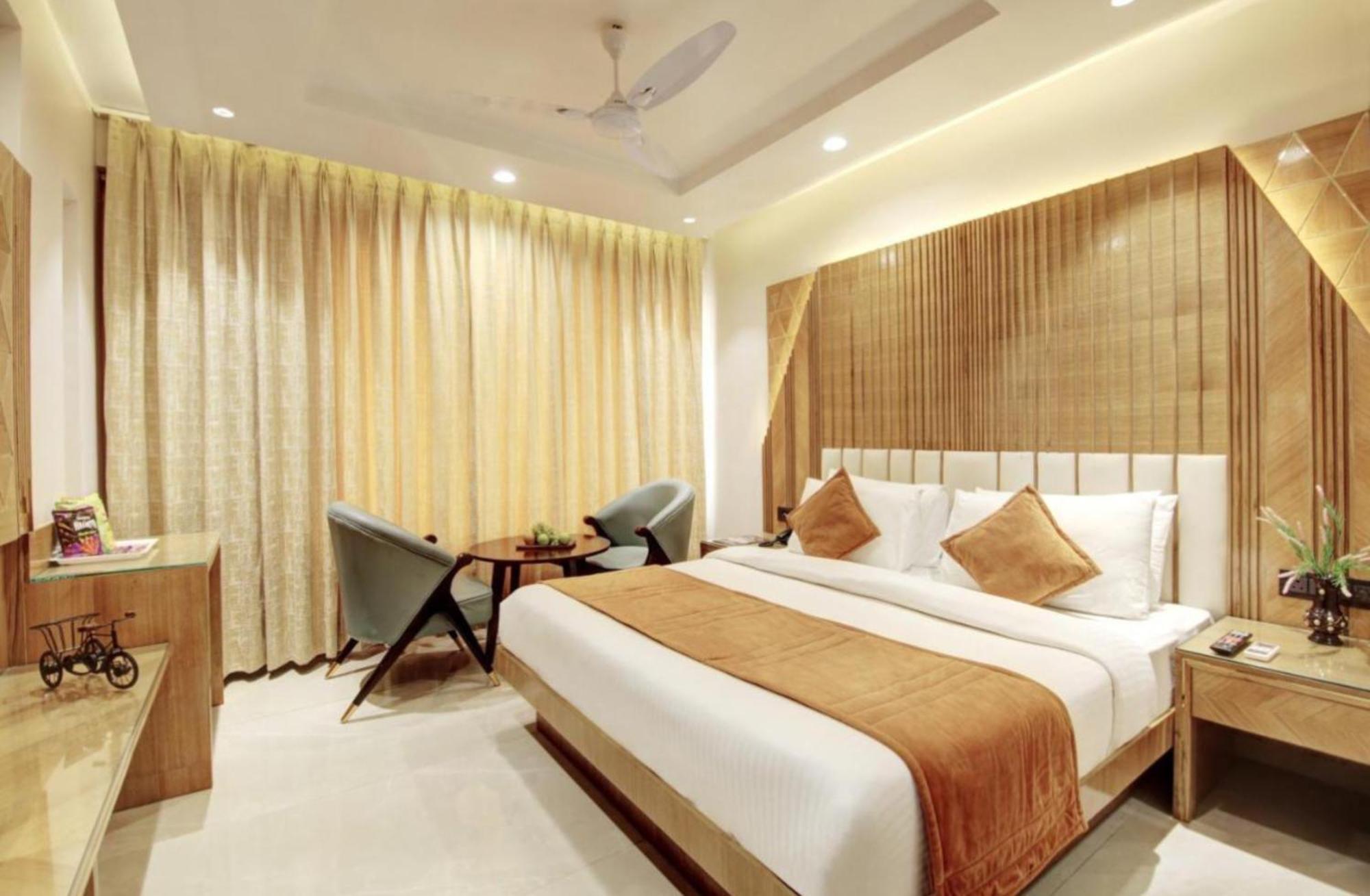 Hotel Platinum With Free Pickup-Delhi Airport 뉴델리 외부 사진